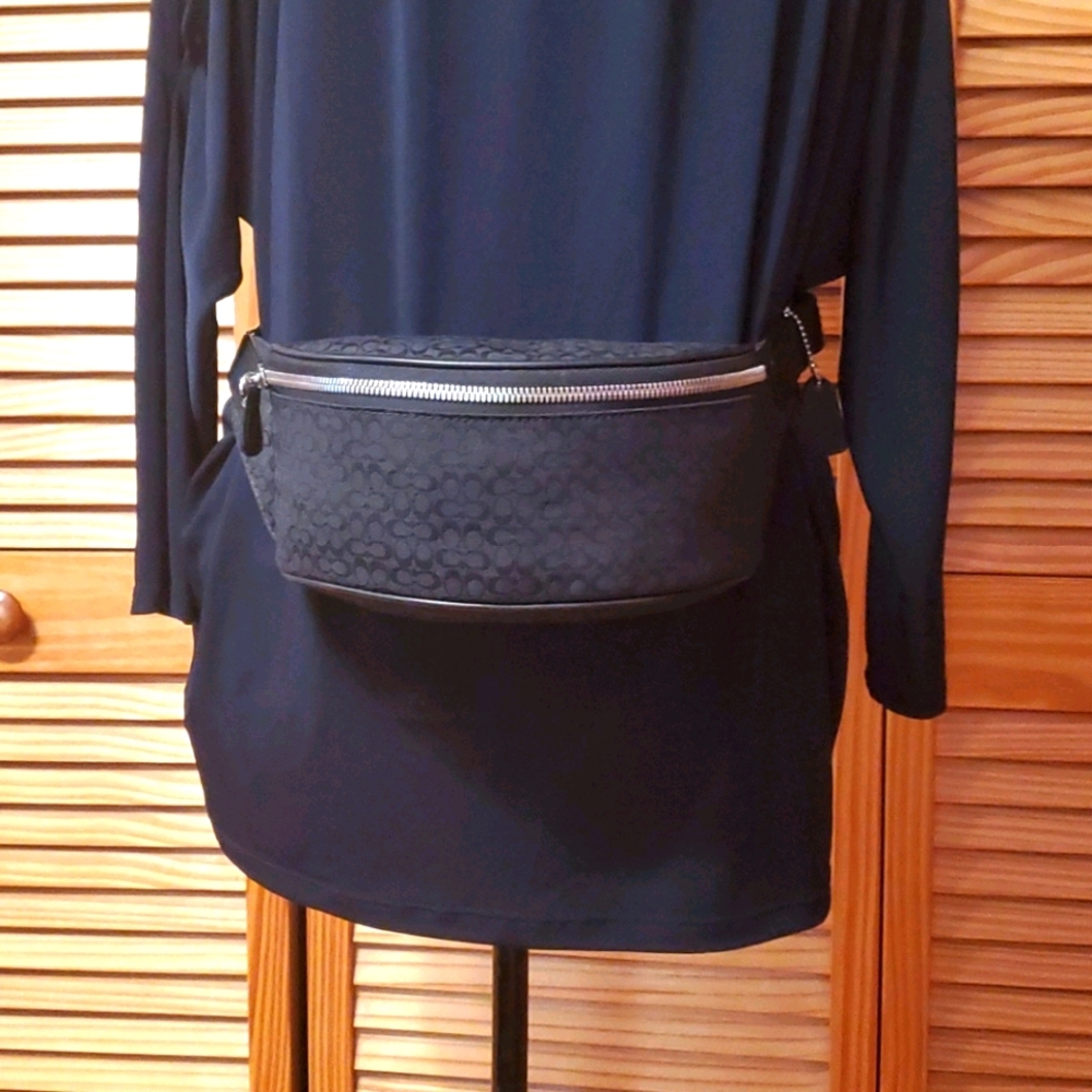 AUTHENTIC COACH BELT BAG